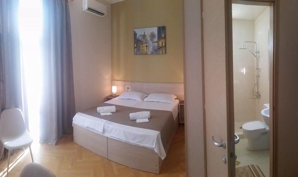 Omsi House Hotel Telavi Ngoại thất bức ảnh
